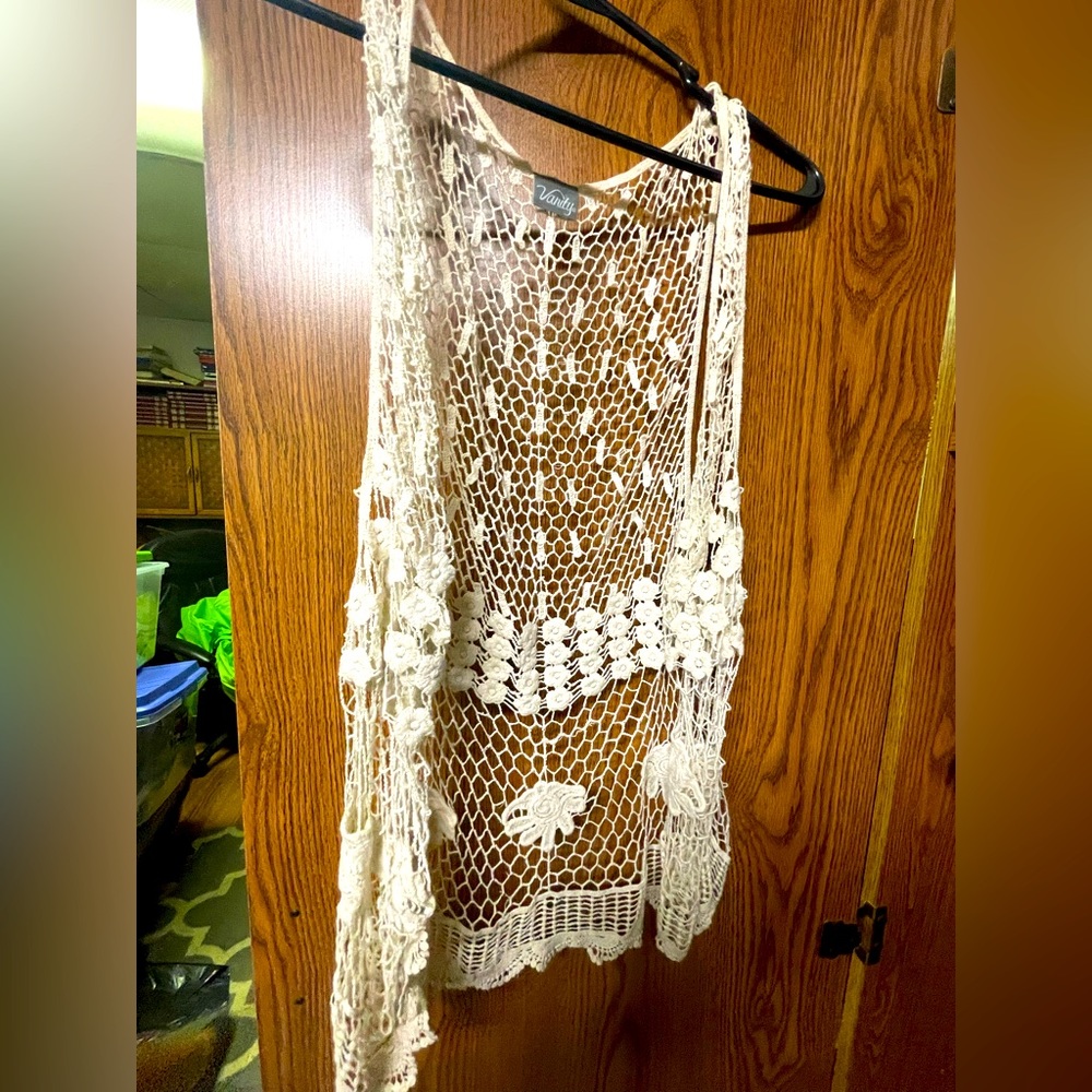 Vanity Crochet vest L